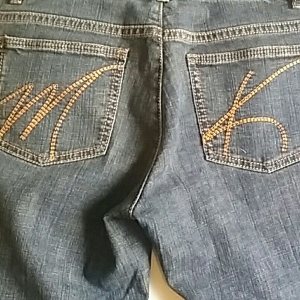 Women's jeans